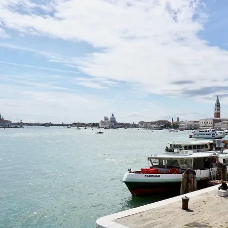 Veneziacentopercento Alle Ancore Apartment *