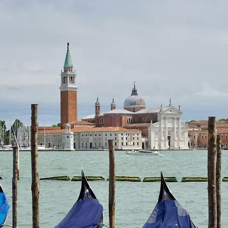 Veneziacentopercento Alle Ancore Apartment